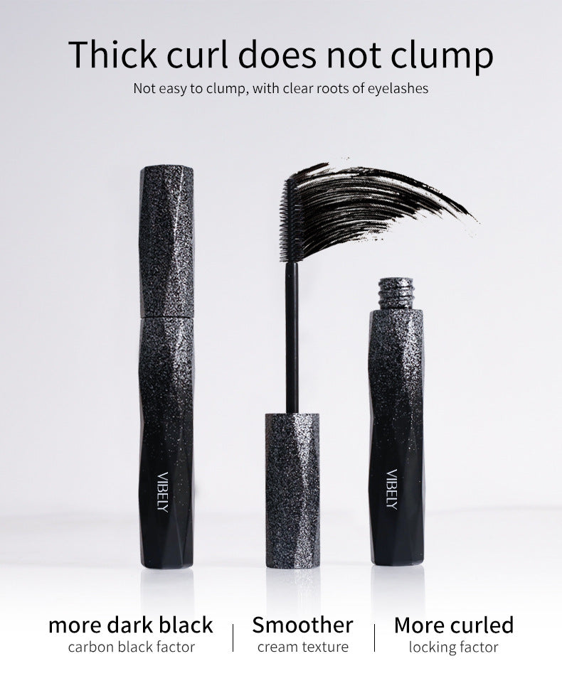 Premium Quality Waterproof And Sweatproof 4D Mascara