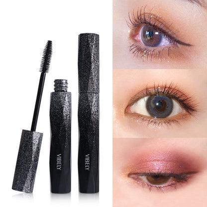 Premium Quality Waterproof And Sweatproof 4D Mascara